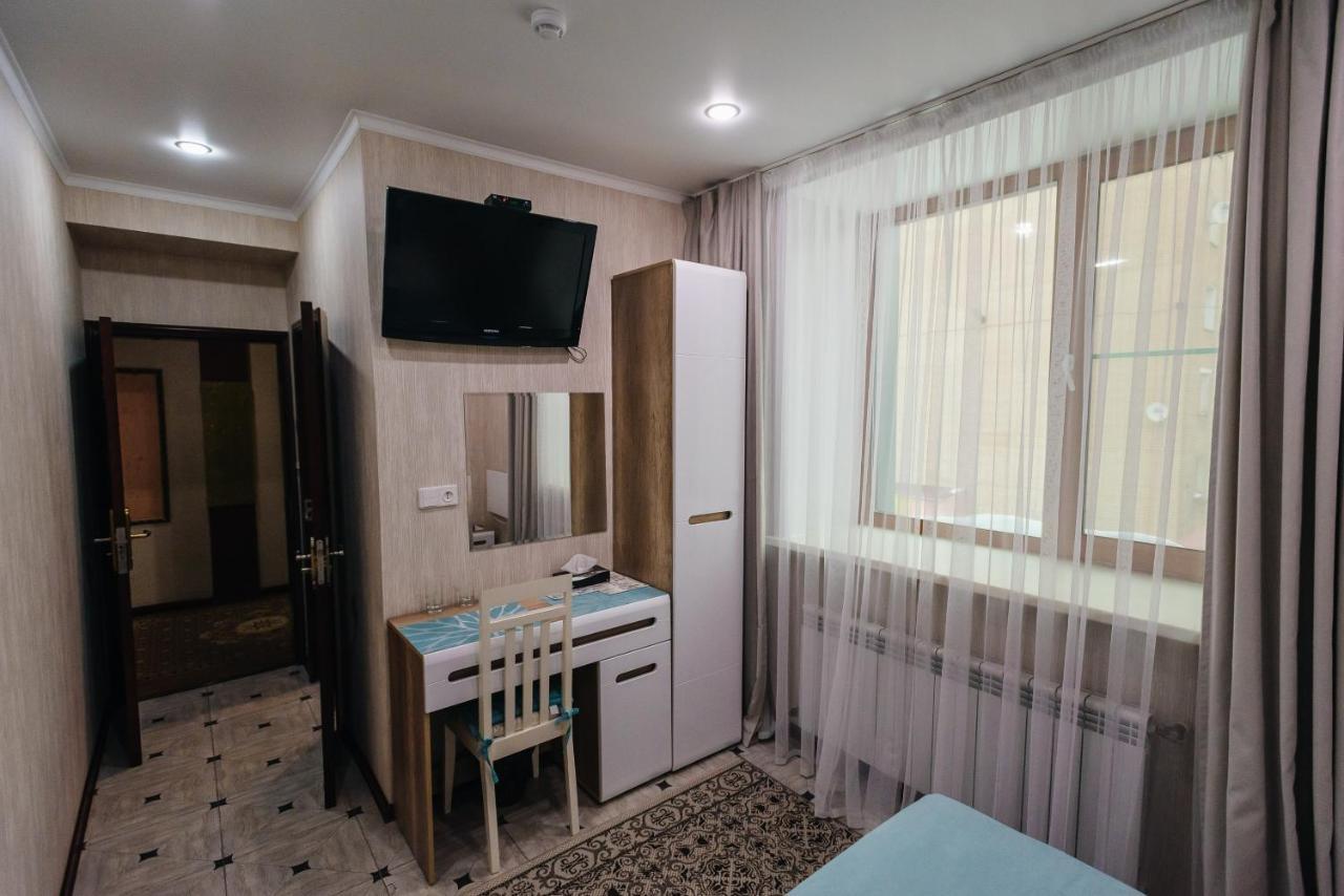 Altyn Adam Hotel Petropavlovsk Exterior foto