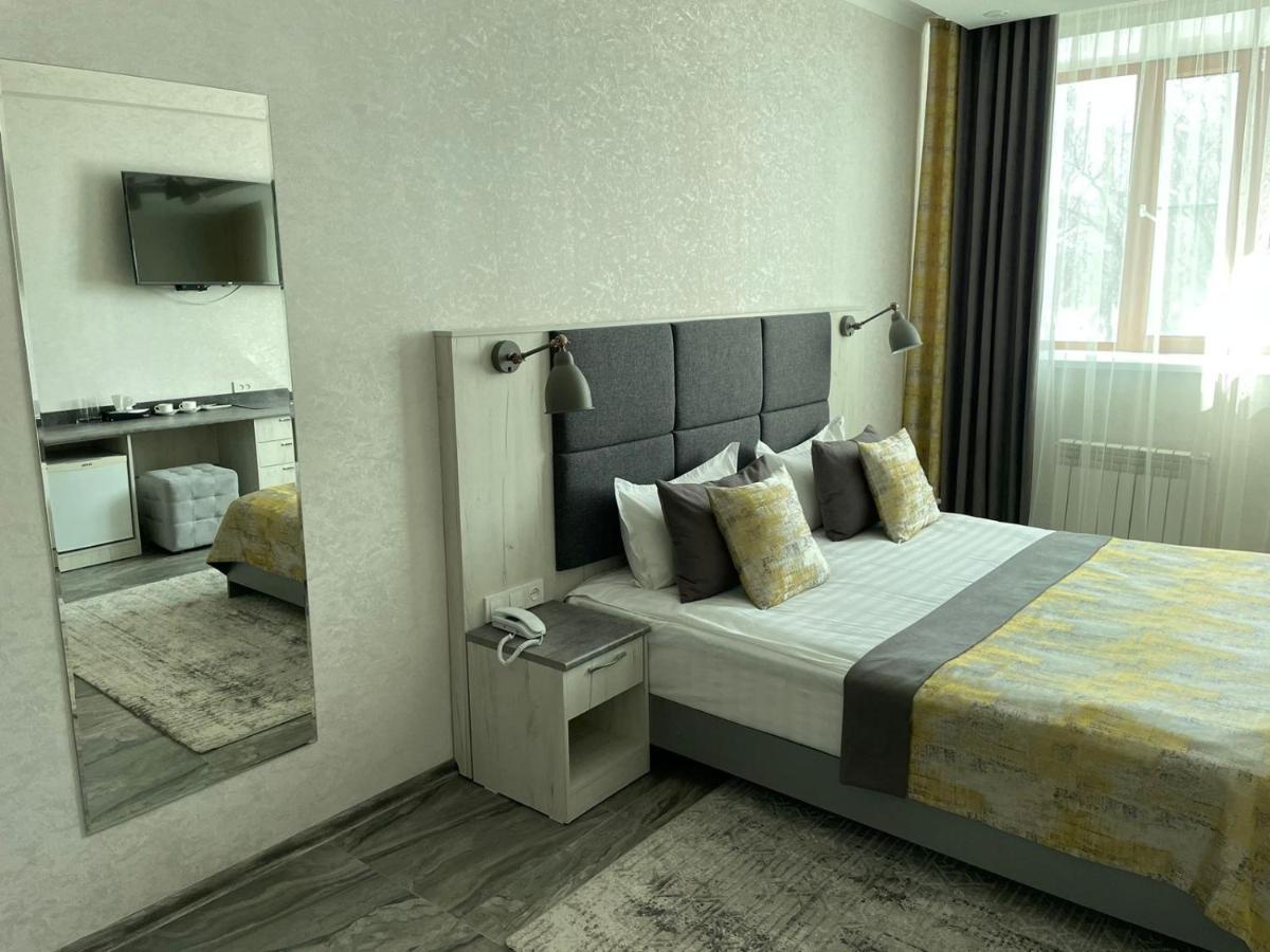 Altyn Adam Hotel Petropavlovsk Exterior foto