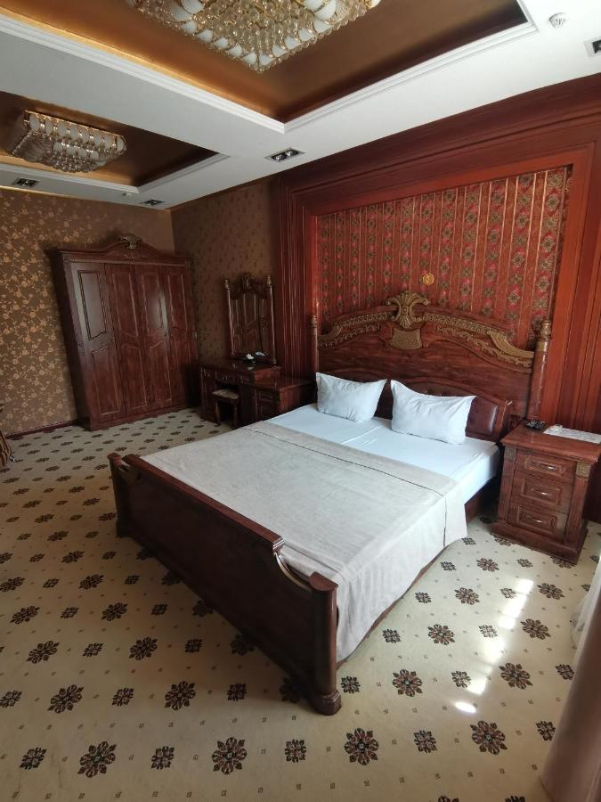 Altyn Adam Hotel Petropavlovsk Exterior foto
