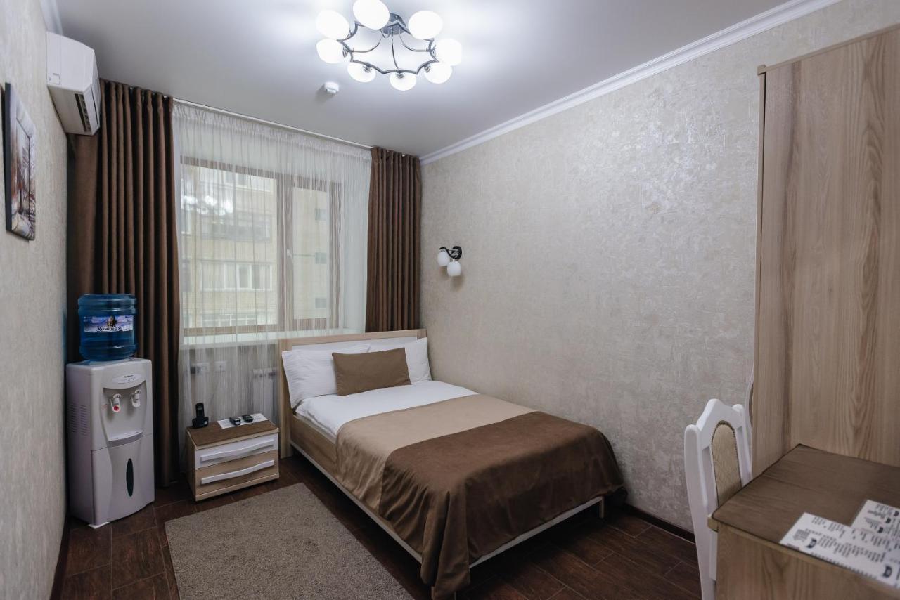 Altyn Adam Hotel Petropavlovsk Exterior foto